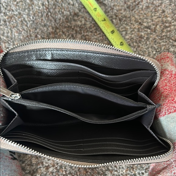 Coach Silver Wallet - Picture 5 of 7